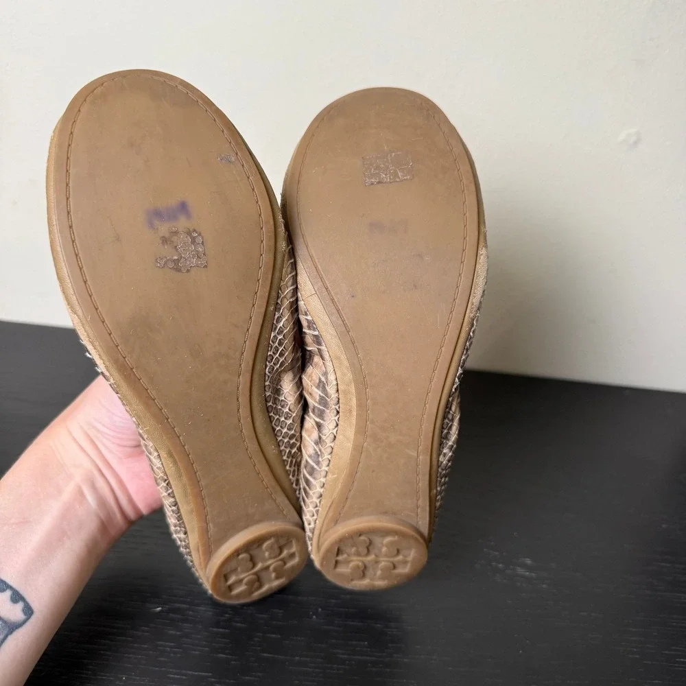 Tory Burch Reva Snakeskin Embossed Leather Ballet Flats Tan Brown Women Size 6.5